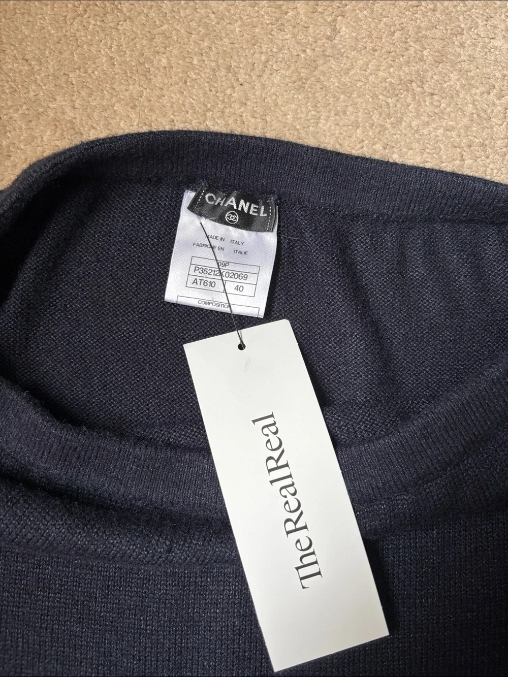 Chanel Sleek Black Knit Pencil Skirt size 40
